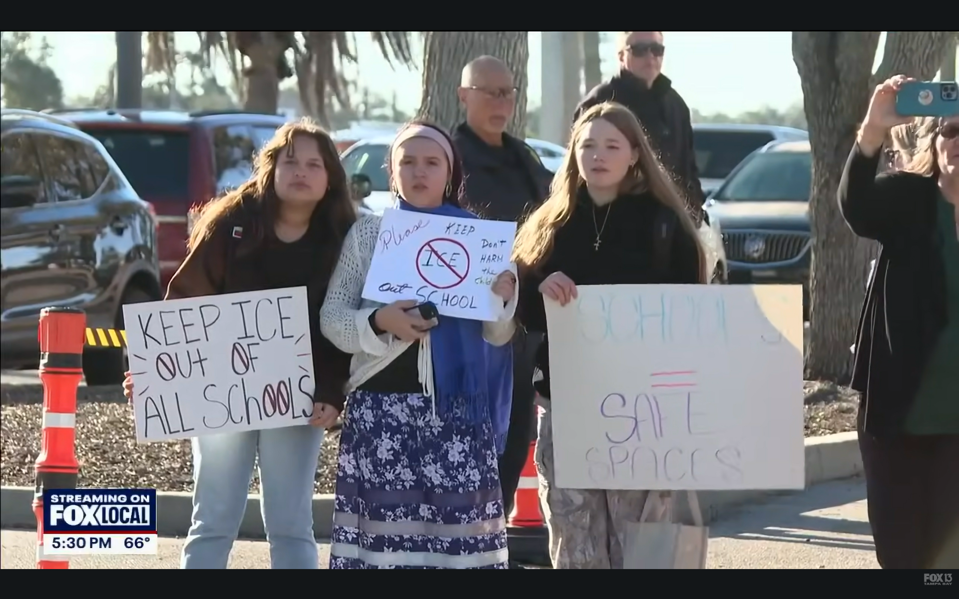 Sarasota County School Board votes to cooperate with all law ...